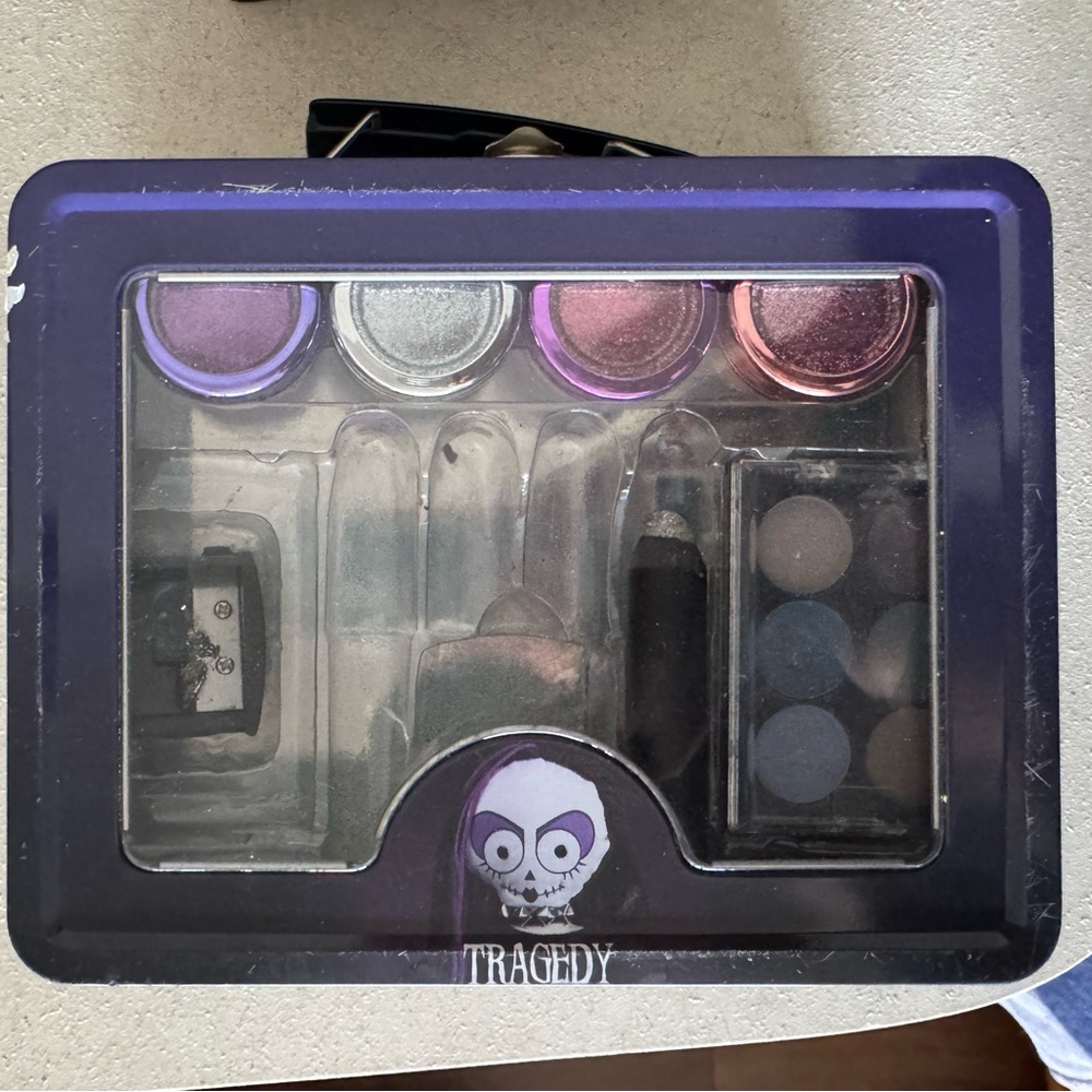 Tragedy Doll Purple Makeup Lunchbox